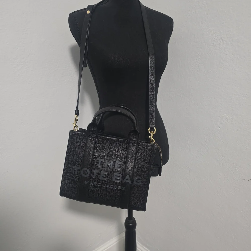 Marc Jacobs the Small Leather Tote Bag And Wallet Set - Picture 5 of 9